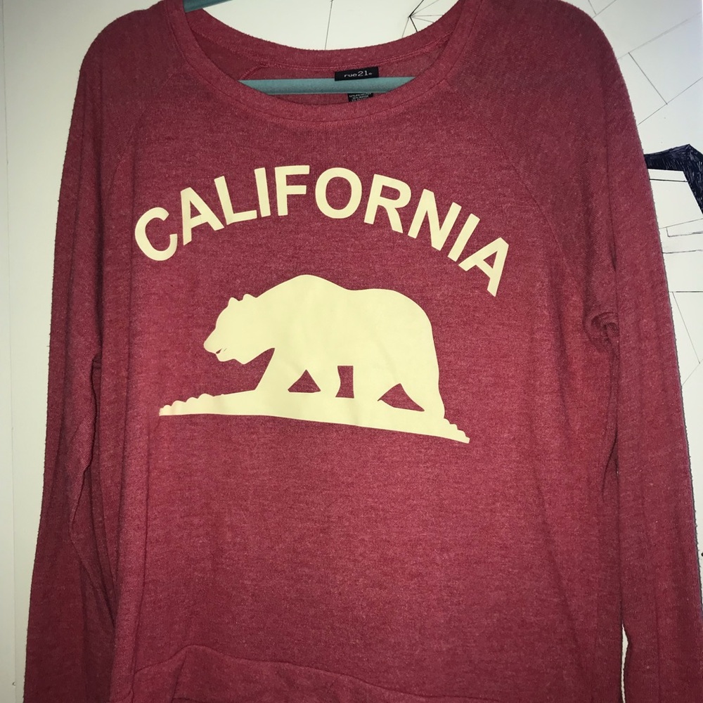 Red California sweatshirt